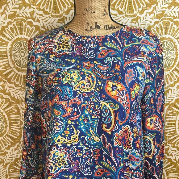 J. McLaughlin Lorinda Silk Modal Long Sleeve Button Back Blouse Garden Paisley S - Picture 2 of 14